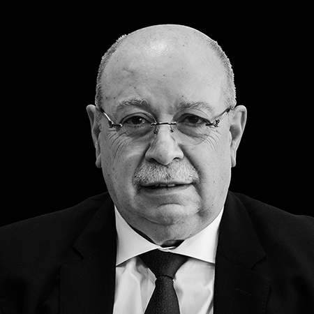 Fernando E. Rivadeneyra Núñez Headshot